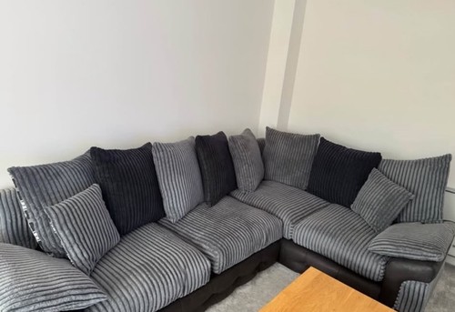 Shaped left hand seater - l,
