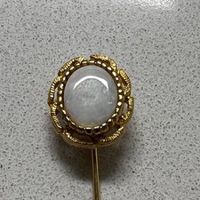 Vintage Gold Tone Hat Pin Oval