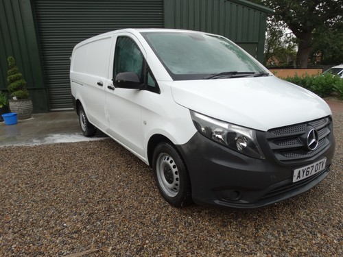 Mercedes benz vito 111cdi lwb - mercedes-benz,