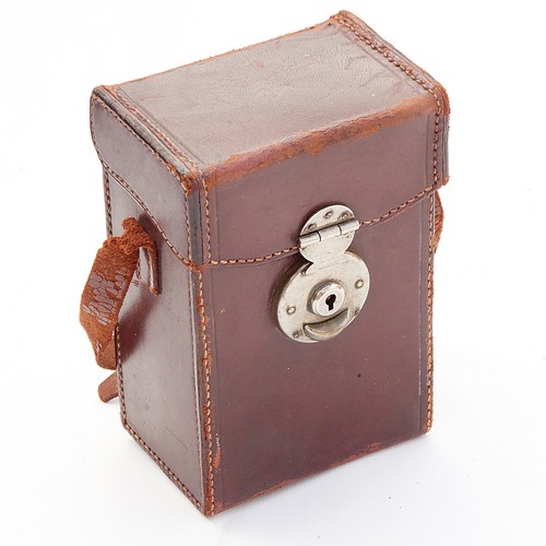 Vintage brown leather - leather, cine