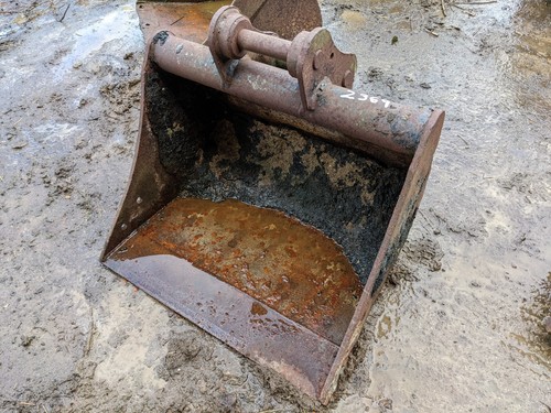 750mm excavator digging bucket - 750mm,
