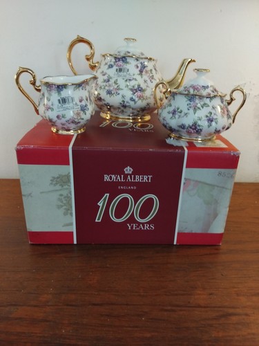 Royal albert 100 years 1940 - years,