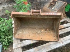 60cm/ 2'  toothless excavator  bucket 30mm pins...Kubota KX141-3  £150+VAT