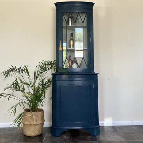Vintage painted glazed - painted, corner