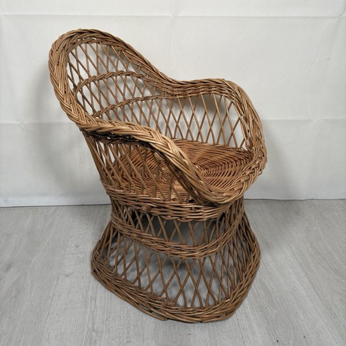 Vintage child wicker - vintage,