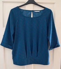 Ladies Tu Top Size UK 14 Pretty Pattern 3/4 Sleeves Striking 