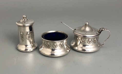 Art nouveau style solid silver - nouveau,