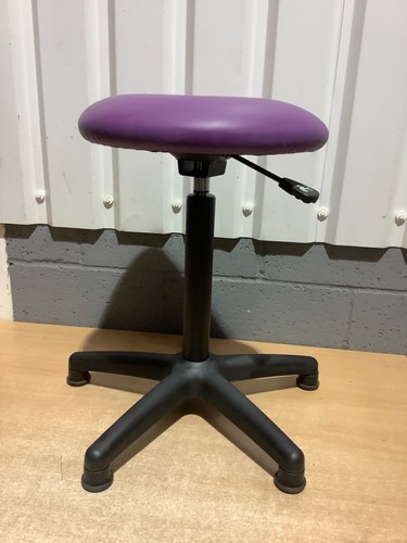 Adjustable salon stool swivel - adjustable,