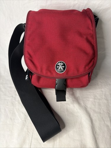 Crumpler stamp claimer camera - crumpler,