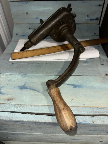 Blower forge crank handle - &,