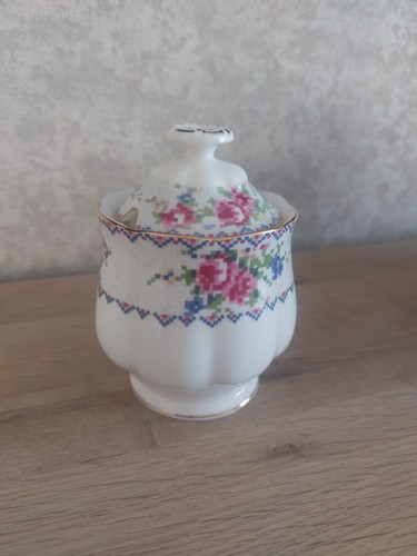 Royal albert petit point - albert,