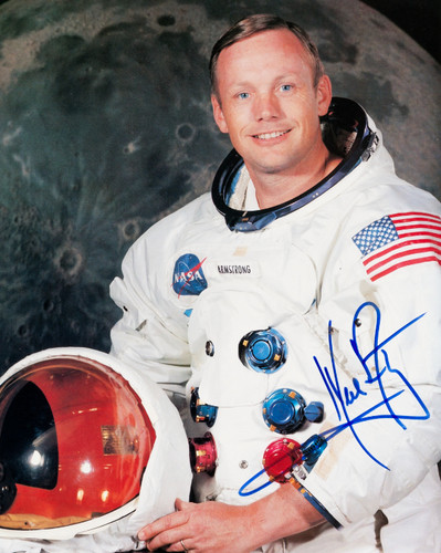 Neil armstrong autographed - armstrong,