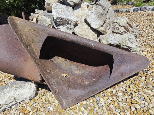 Vintage cast iron corner - iron,