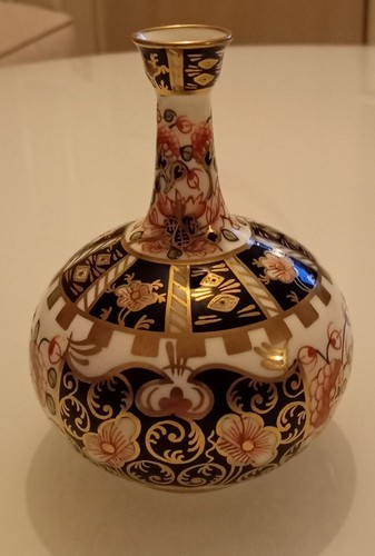 Royal crown derby - royal,