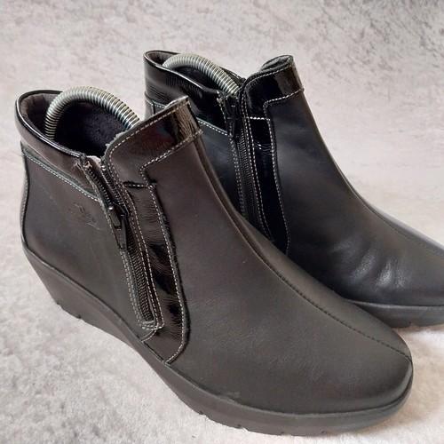 Ladies fly flot - flot,