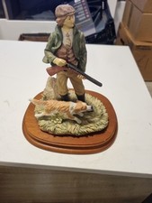 Vintage Leonardo Collection Gamekeeper and Dog on Plinth 1993