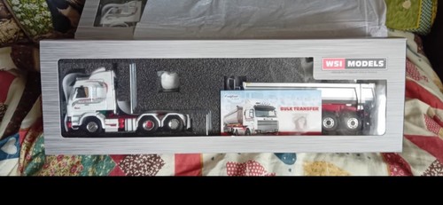 Wsi scania 6x2 with tipper - wsi, 3