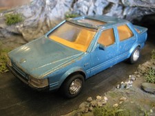 KEES 1:37 scale SAAB 9000i diecast model car 1986