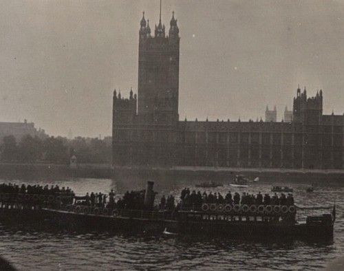 Boat thames london - boat,
