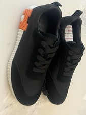 Men’s Hermes bouncing