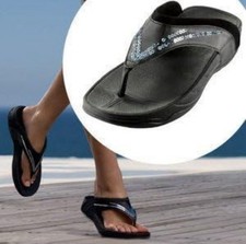 Avon  (Flip Flops) Size 7/ 8