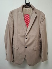 NEW Men's Tan Three-Piece Suit w/ Red Striped Tie Size Small CG P13