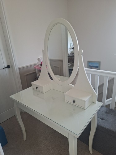 Ikea white dressing table - white,