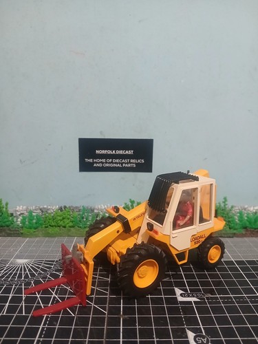 Britains farm toys jcb - farm, loadall