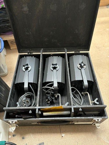 Pulsar 650w fresnel - x3,