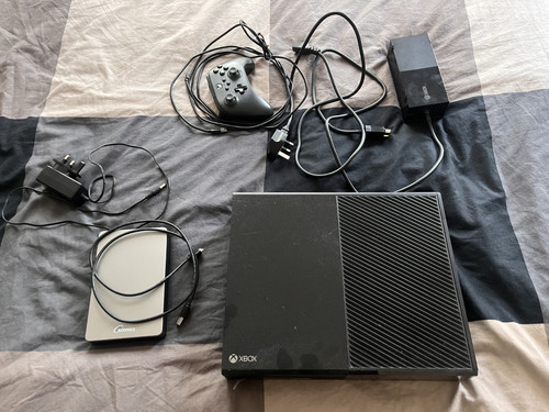 Xbox one console - one,