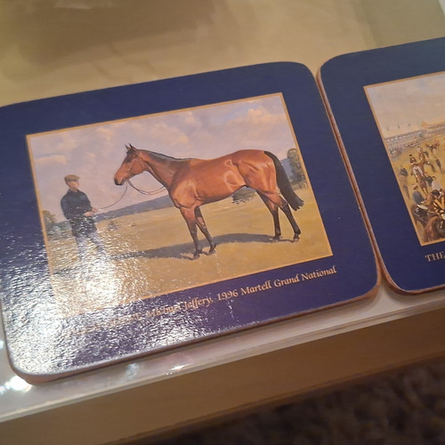 Grand national horse racing - grand,