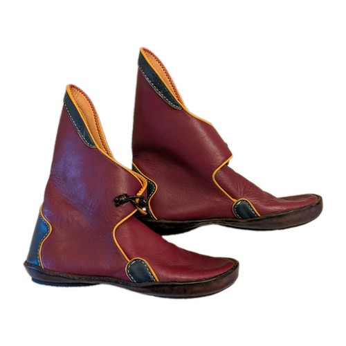 Medieval leather poulaines - medieval,