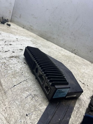 Volvo v70 2005 - 2005, amplifier