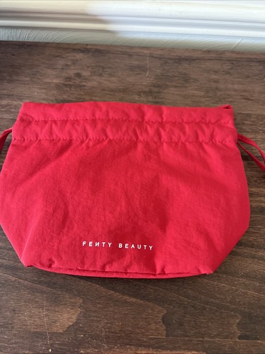 Fenty beauty red - fenty,