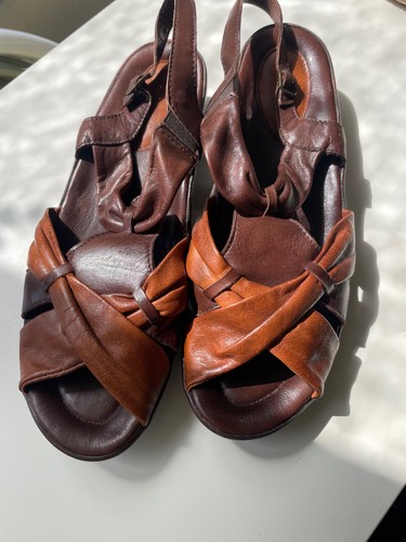 Sally corkies leather - b,