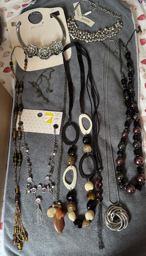 Necklaces costume jewellery - costume,