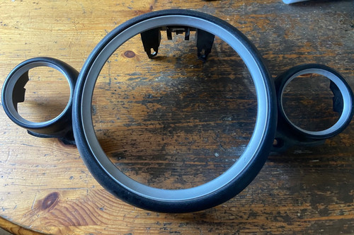 Bmw mini speedo - speedo, surround