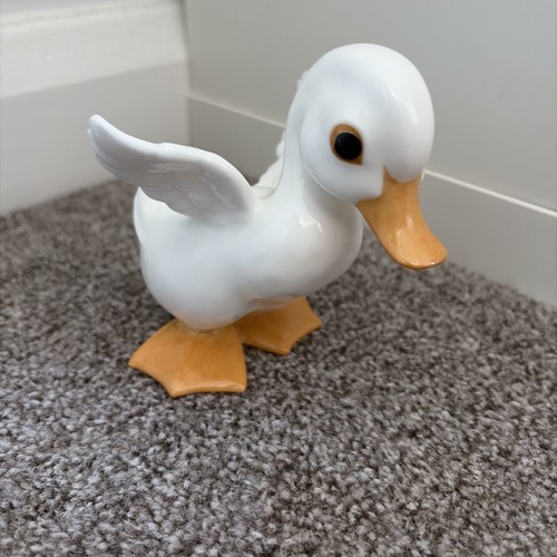 Vintage duck ornament figurine - duck,
