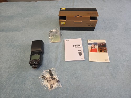 Nikon 900 speedlight flash - sb-900,