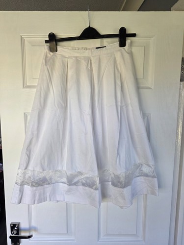 Nice white summer skirt size - white,