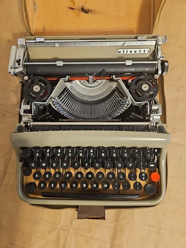 Vintage 1950 olivetti - 1950,