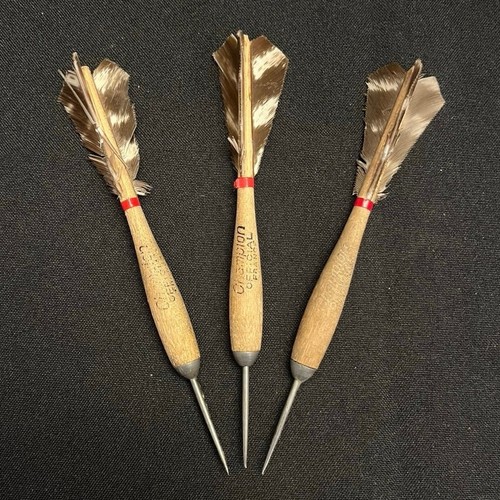 Vintage champion france darts - champion,