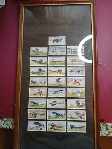 H o wills aircraft - w,