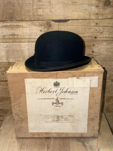 Vintage boxed black fur - vintage, felt