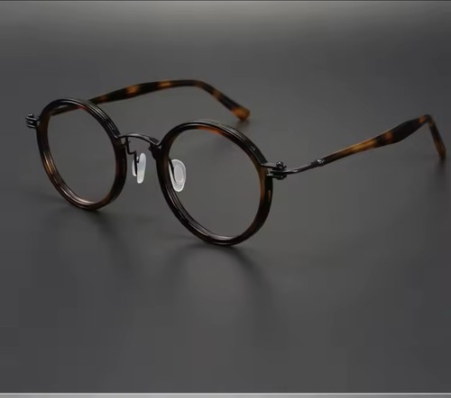 Retro round titanium - titanium, acetate