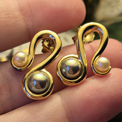 Beautiful majorica gold plated - beautiful,