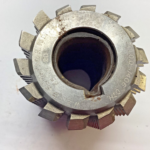 Gear cutting hob 20 pa - 16, dp