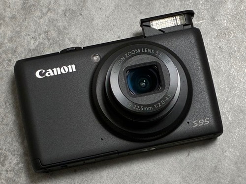 Canon powershot s95 pc1565 - canon,