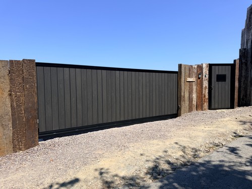 Sliding cantilever gate - sliding,