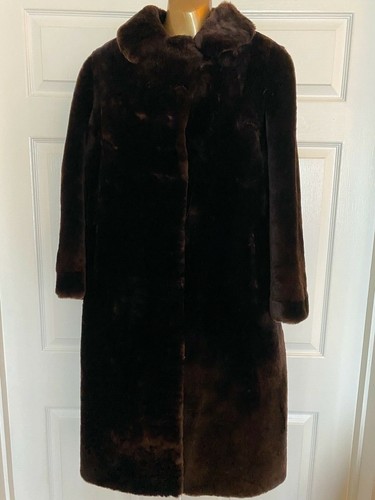 Gorgeous vintage 1950 beaver - gorgeous,